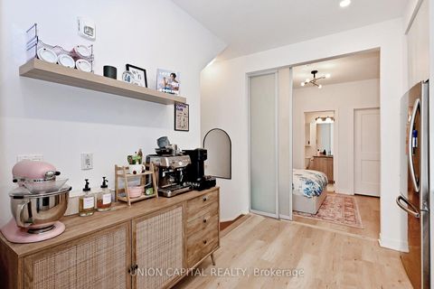 Photo 14 at 39 - 57 Finch Avenue W, Willowdale West, Toronto