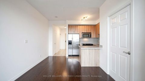 Photo 4 at 912 - 18 Holmes Avenue, Willowdale East, Toronto