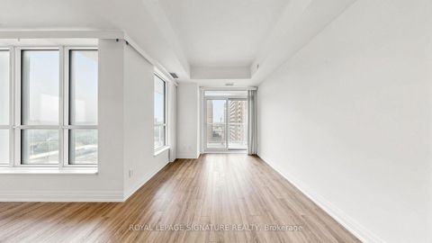 Photo 7 at 1005 - 286 Main Street, Danforth, Toronto