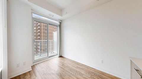 Photo 8 at 1005 - 286 Main Street, Danforth, Toronto