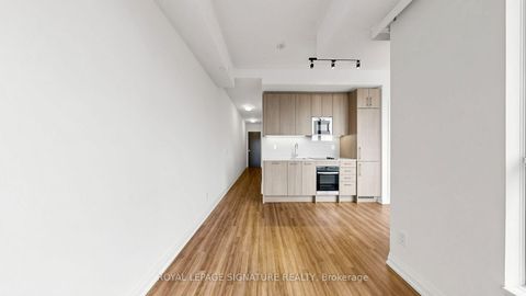 Photo 9 at 1005 - 286 Main Street, Danforth, Toronto