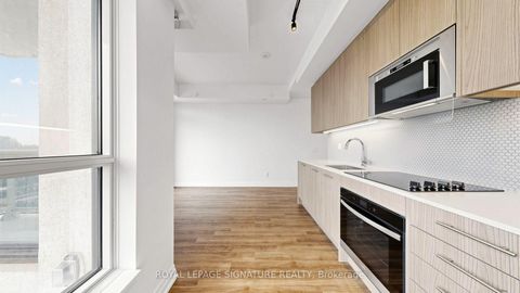 Photo 16 at 1005 - 286 Main Street, Danforth, Toronto