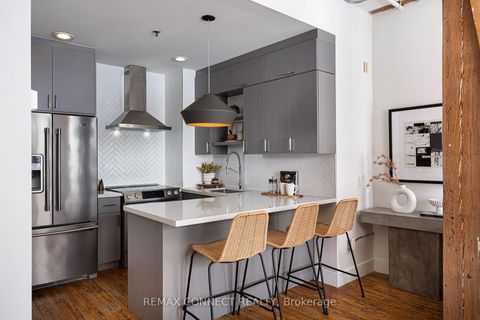 Photo 14 at 301 - 90 Sherbourne Street, Moss Park, Toronto