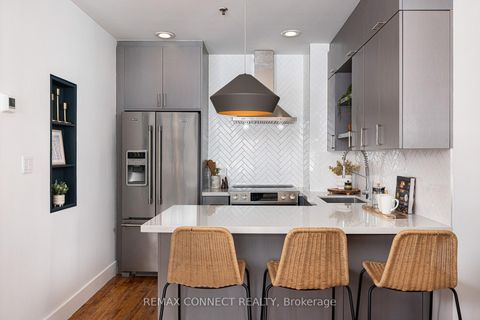Photo 15 at 301 - 90 Sherbourne Street, Moss Park, Toronto