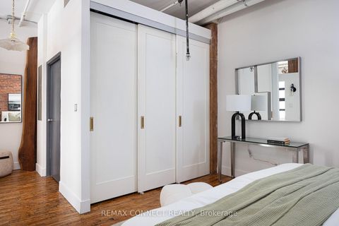 Photo 26 at 301 - 90 Sherbourne Street, Moss Park, Toronto