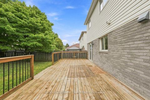 Photo 16 at 26 Whitehorn Crescent, Holly, Barrie