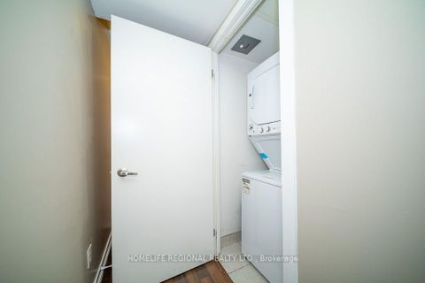 Photo 11 at 1520 - 38 Joe Shuster Way, South Parkdale, Toronto