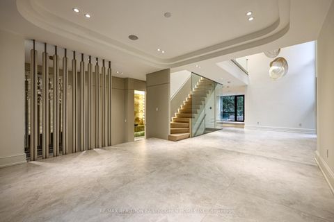 Photo 9 at 39 Chudleigh Avenue, Lawrence Park South, Toronto
