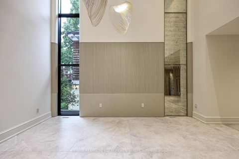 Photo 14 at 39 Chudleigh Avenue, Lawrence Park South, Toronto