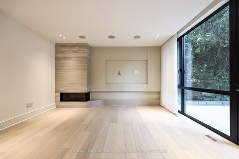 Photo 19 at 39 Chudleigh Avenue, Lawrence Park South, Toronto