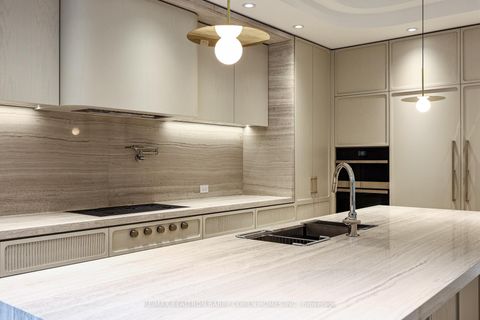 Photo 24 at 39 Chudleigh Avenue, Lawrence Park South, Toronto