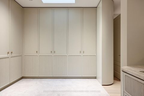 Photo 33 at 39 Chudleigh Avenue, Lawrence Park South, Toronto