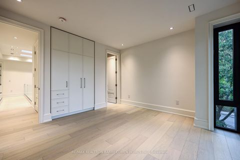 Photo 37 at 39 Chudleigh Avenue, Lawrence Park South, Toronto