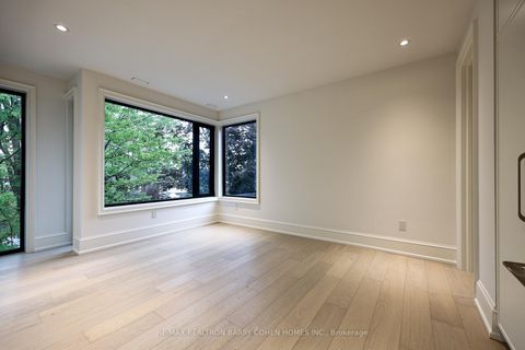 Photo 38 at 39 Chudleigh Avenue, Lawrence Park South, Toronto