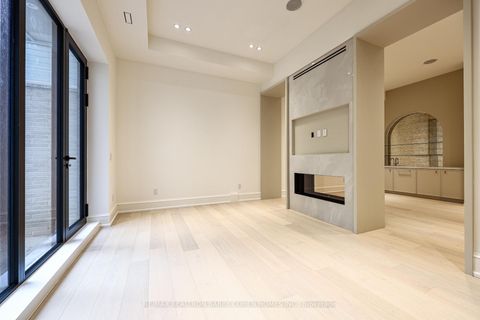 Photo 42 at 39 Chudleigh Avenue, Lawrence Park South, Toronto