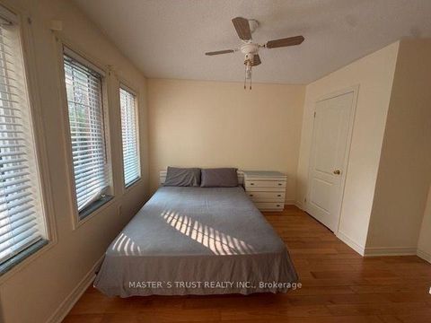 Photo 6 at 83 Gemini Crescent, Rouge Woods, Richmond Hill