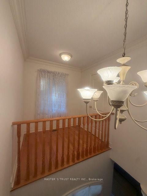 Photo 11 at 83 Gemini Crescent, Rouge Woods, Richmond Hill