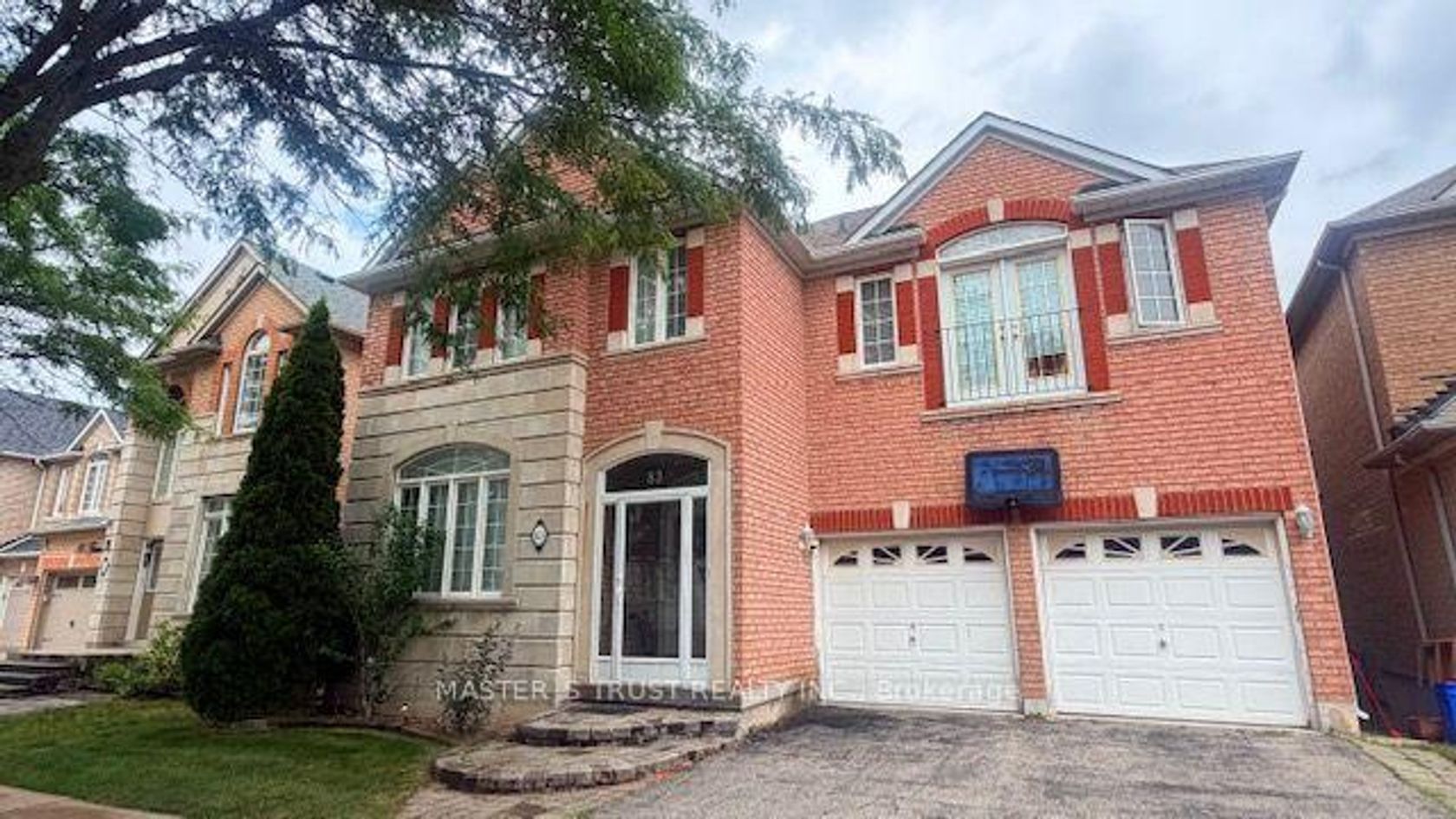 83 Gemini Crescent, Rouge Woods, Richmond Hill photo number 2