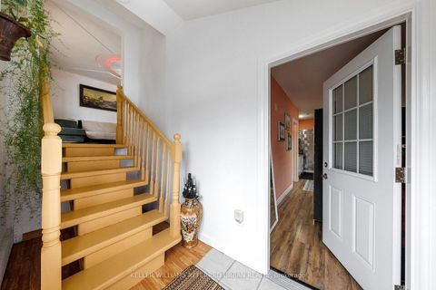 Photo 4 at 6 Elmhurst Drive, Kipling, Toronto
