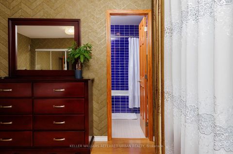 Photo 13 at 6 Elmhurst Drive, Kipling, Toronto