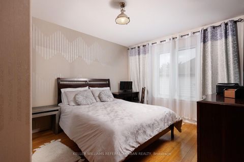 Photo 15 at 6 Elmhurst Drive, Kipling, Toronto