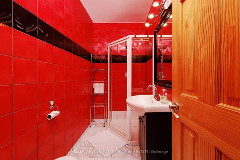 Photo 16 at 6 Elmhurst Drive, Kipling, Toronto