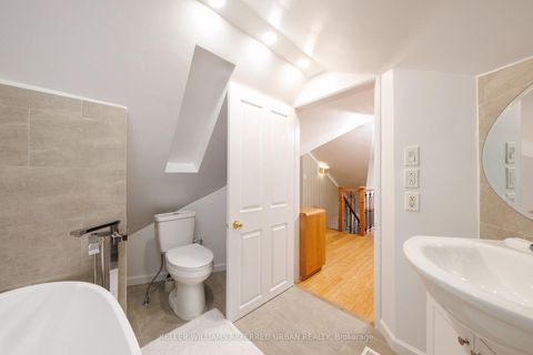 Photo 31 at 6 Elmhurst Drive, Kipling, Toronto