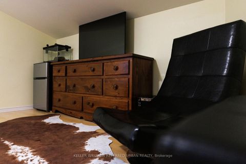 Photo 34 at 6 Elmhurst Drive, Kipling, Toronto
