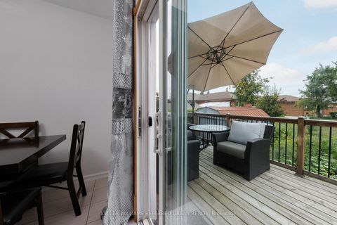 Photo 38 at 6 Elmhurst Drive, Kipling, Toronto