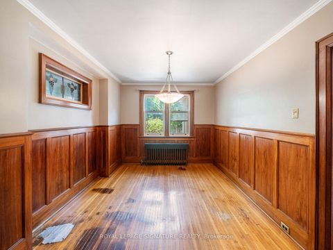 Photo 7 at 511 Donlands Avenue, East York, Toronto