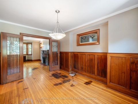 Photo 9 at 511 Donlands Avenue, East York, Toronto