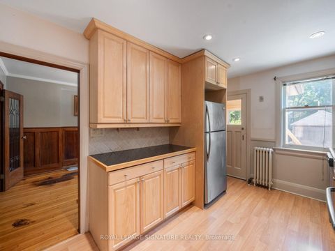 Photo 13 at 511 Donlands Avenue, East York, Toronto