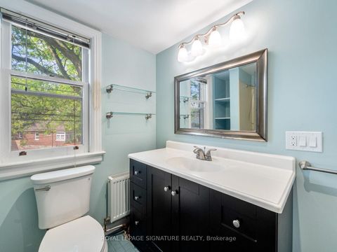 Photo 19 at 511 Donlands Avenue, East York, Toronto