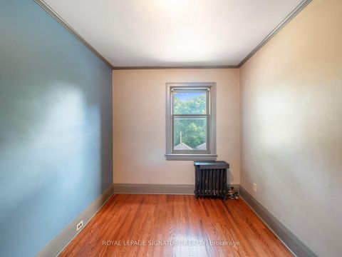 Photo 25 at 511 Donlands Avenue, East York, Toronto