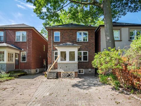 Photo 33 at 511 Donlands Avenue, East York, Toronto