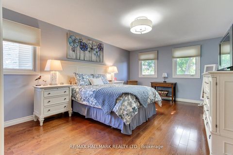 Photo 22 at 865 Arnold Crescent, College Manor, Newmarket