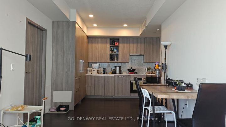 Photo 2 at 2109 - 85 McMahon Drive, Bayview Village, Toronto