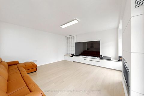 Photo 9 at 36 Bostock Drive, Keswick South, Georgina