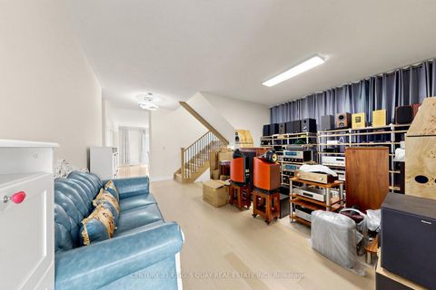 Photo 16 at 36 Bostock Drive, Keswick South, Georgina