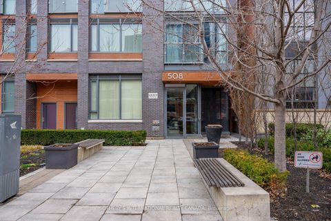 Photo 4 at 901 - 508 Wellington Street W, Waterfront Communities C1, Toronto