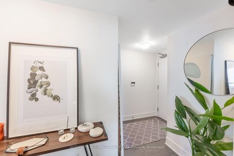 Photo 8 at 901 - 508 Wellington Street W, Waterfront Communities C1, Toronto