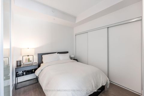 Photo 17 at 901 - 508 Wellington Street W, Waterfront Communities C1, Toronto