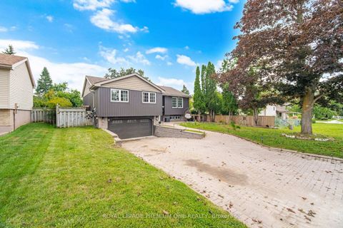 Photo 3 at 46 LILLIAN Crescent, Sunnidale, Barrie