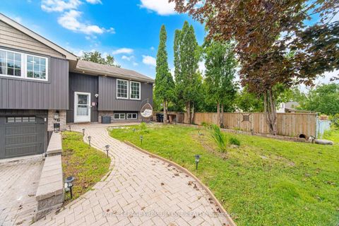 Photo 4 at 46 LILLIAN Crescent, Sunnidale, Barrie