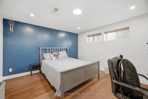 Photo 31 at 46 LILLIAN Crescent, Sunnidale, Barrie