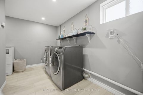 Photo 36 at 46 LILLIAN Crescent, Sunnidale, Barrie