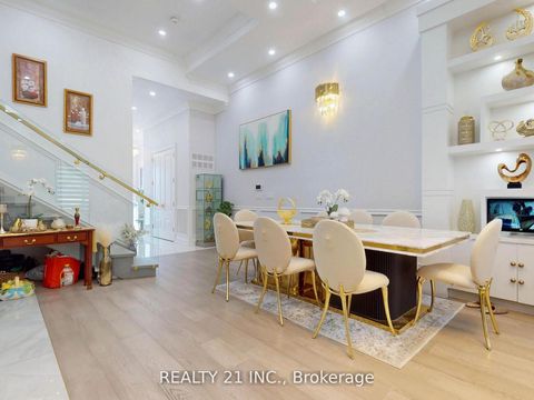 Photo 7 at 36 Craiglee Drive, Cliffside, Toronto