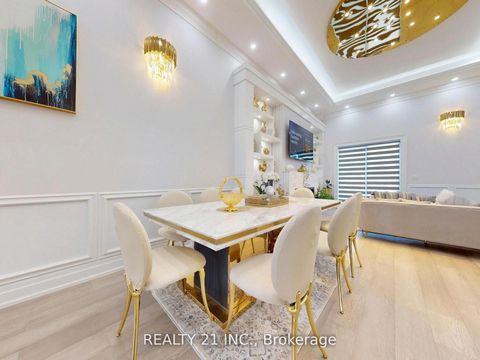 Photo 8 at 36 Craiglee Drive, Cliffside, Toronto