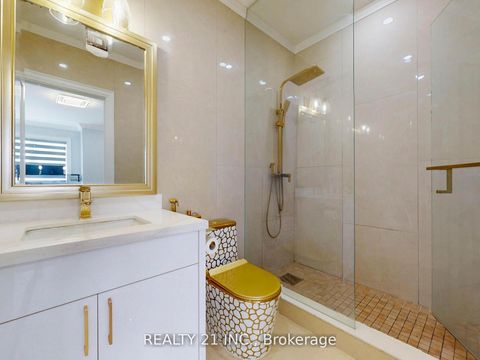Photo 22 at 36 Craiglee Drive, Cliffside, Toronto
