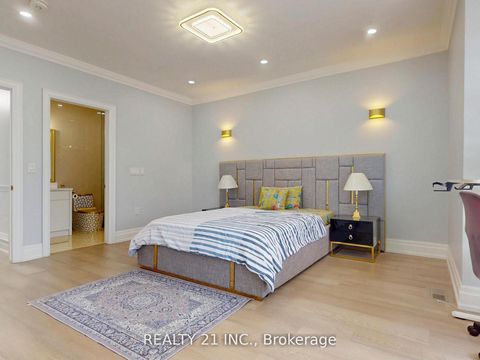 Photo 23 at 36 Craiglee Drive, Cliffside, Toronto